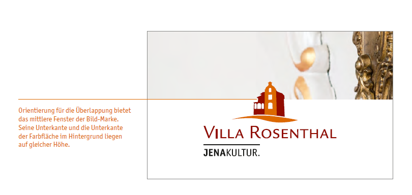 Villa Rosenthal Logo sitzt auf einem weißen Grund und ragt aber darüber hinaus, sodass der obere Teil auf einem Bildmotiv mündet