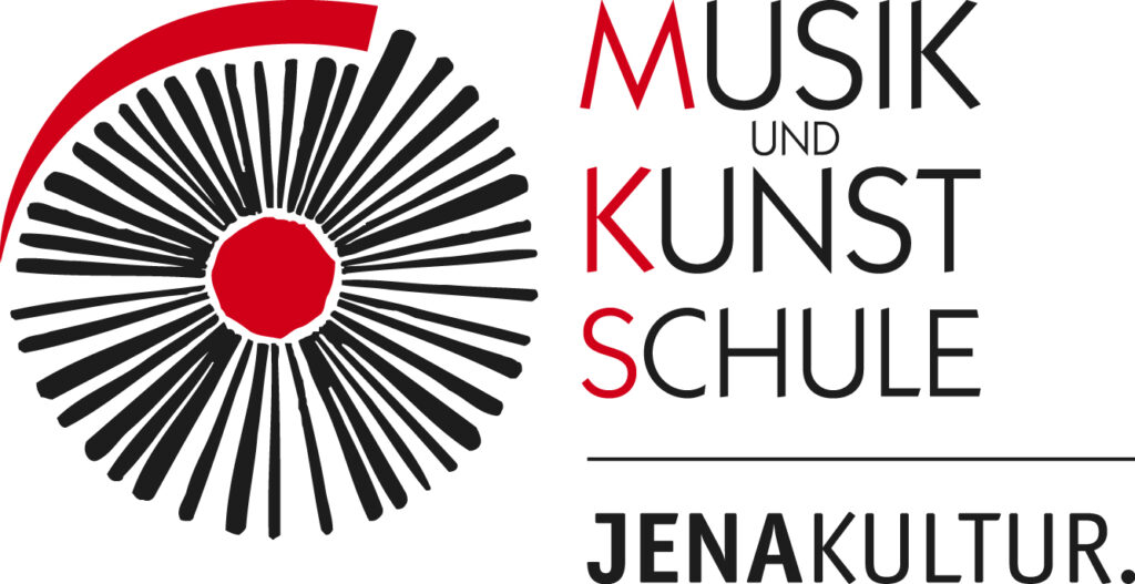 Musik- und Kunstschul Jena-Schriftzug mit schwarzen Buchstaben und Roten Anfangsbuchstaben, daneben befindet sich eine Art Kreis mit Strichen, darunter ein Trennstrich und eine Unterzeile "JENAKULTUR."